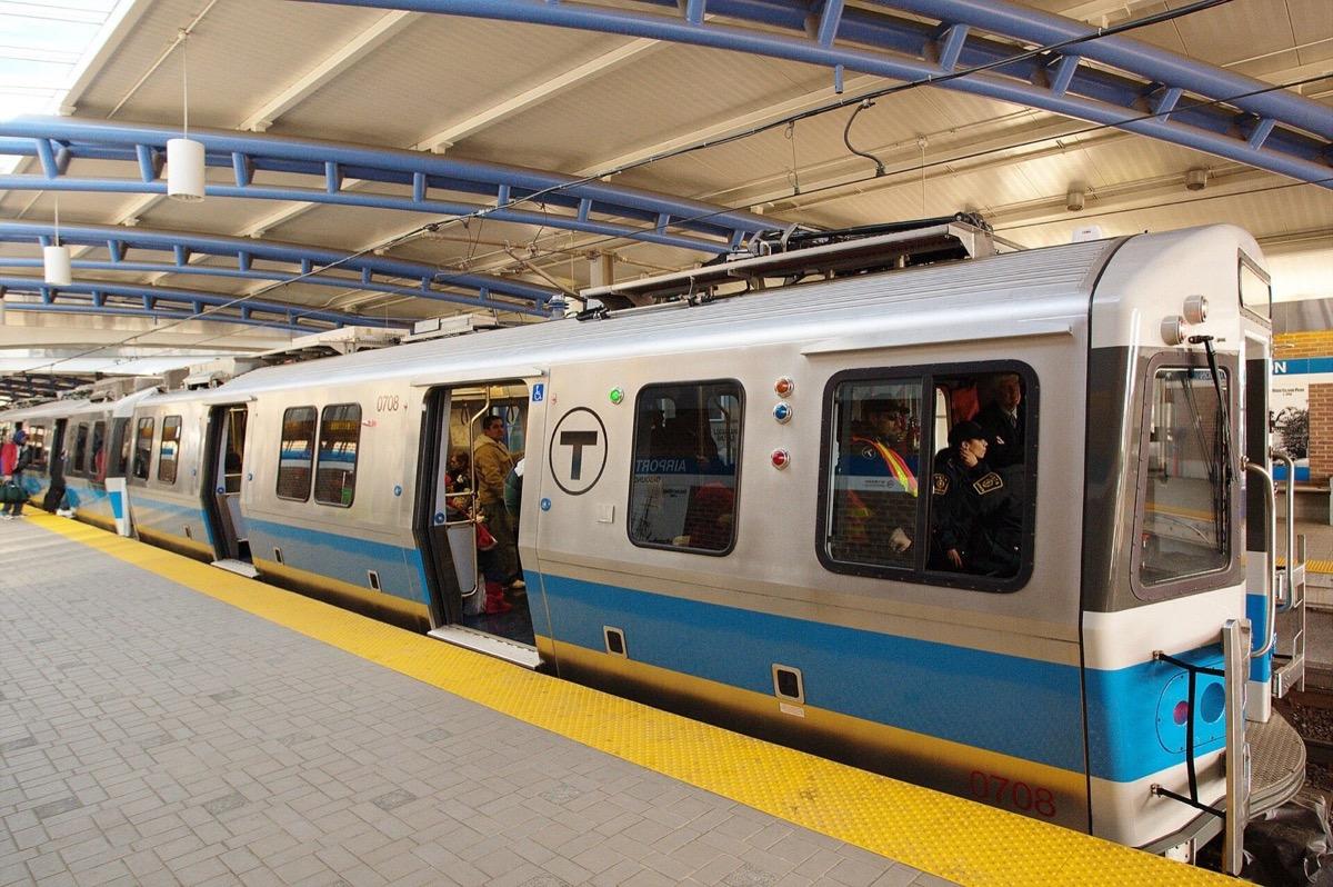 Blue Line 700 cars at Airport