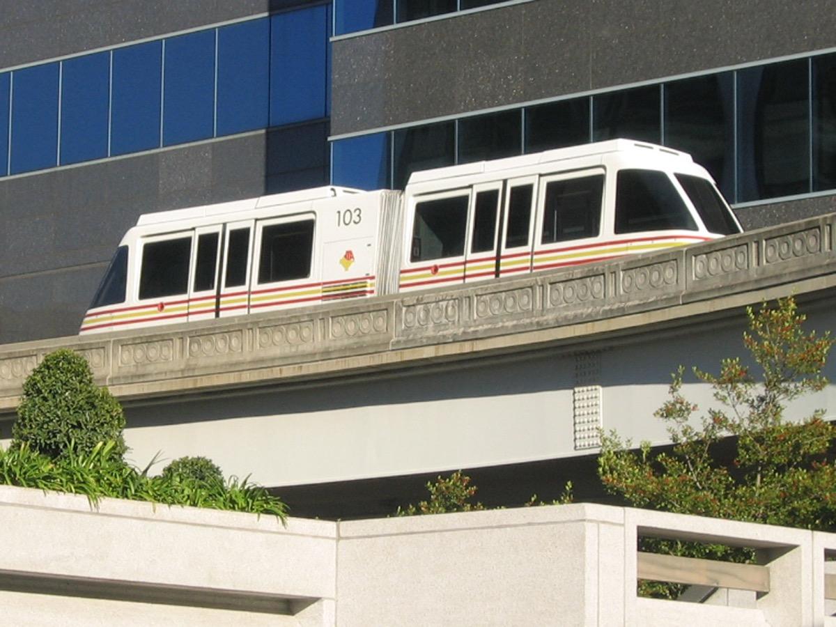 JTA Skyway train