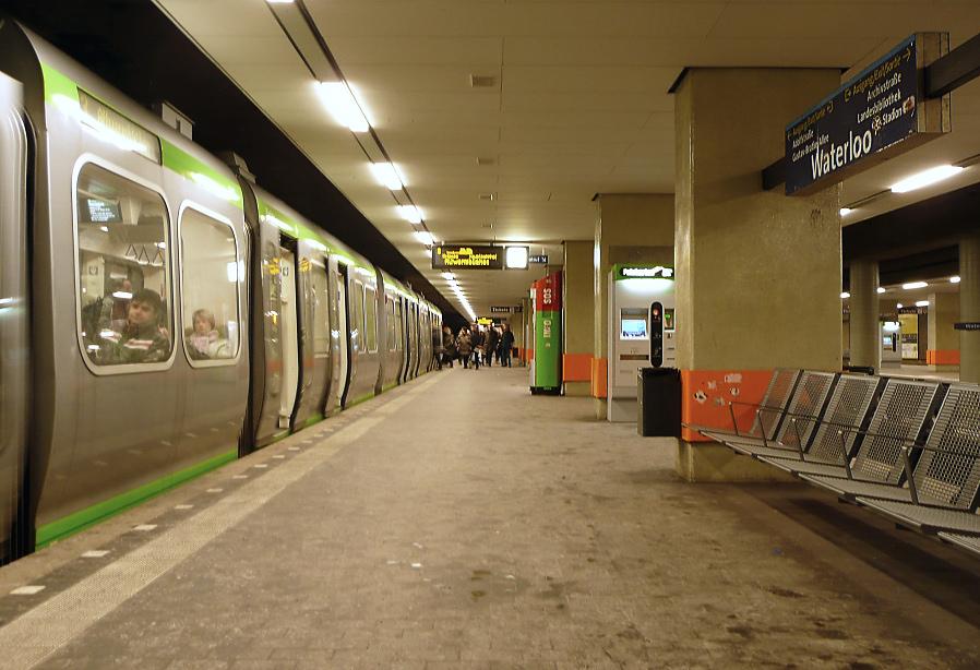 Waterlooplatz Stadtbahn Hannover